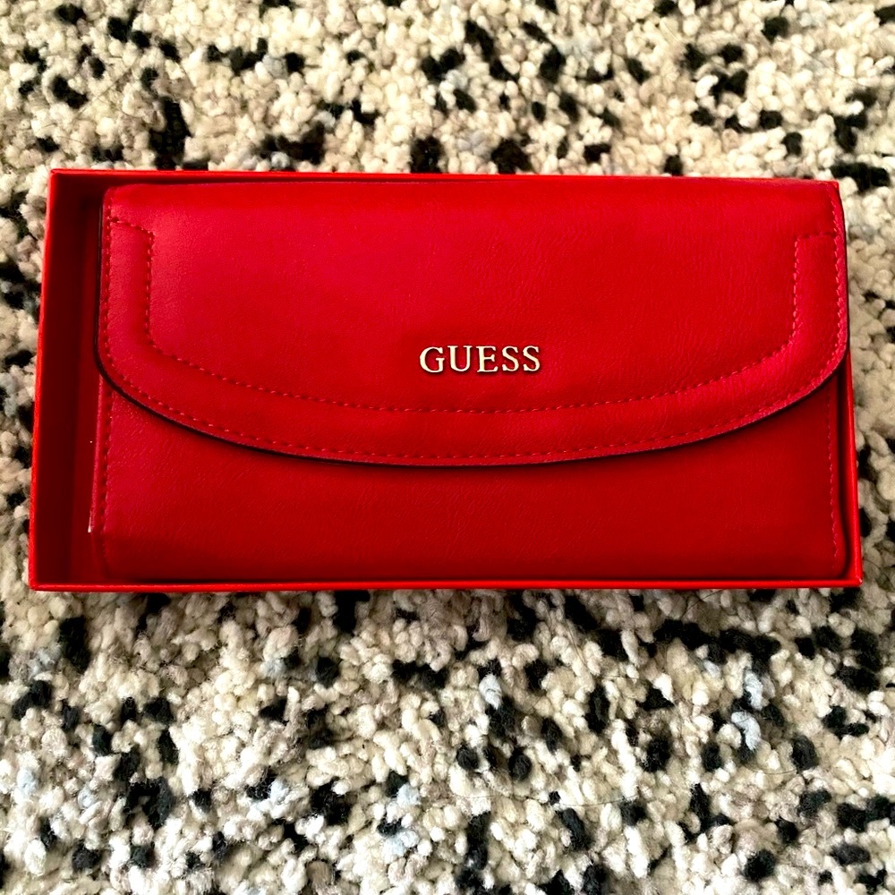 GUESS Red Wallet